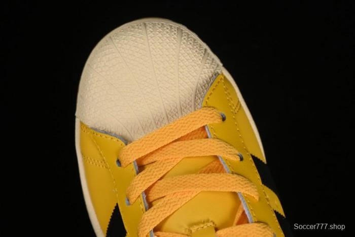 Adidas Superstar GY2070 Shell Toe Casual Sneakers - GY2070 1