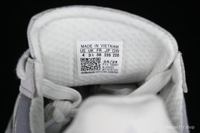 Adidas Originals SL 72 Retro Running Shoes with Nylon Upper and Rubber Outsole - JI2505