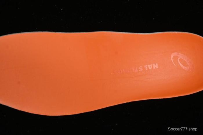 Asics Tiger GEL-1130 Low-Top Retro Running Shoes with GEL Cushioning and Durable Outsole - 1201A924-300 1