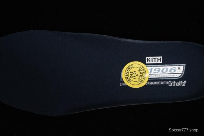 New Balance 1906 Series Retro Dad Style Casual Running Shoes - M1906RKC 1