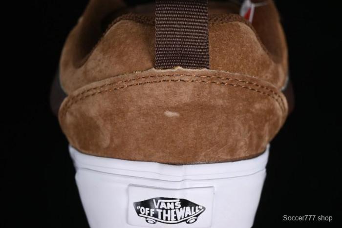 Vans Classics Knu Skool Retro Sneakers with Enlarged Toe and Thickened Trim - VN0009QCLC5 1