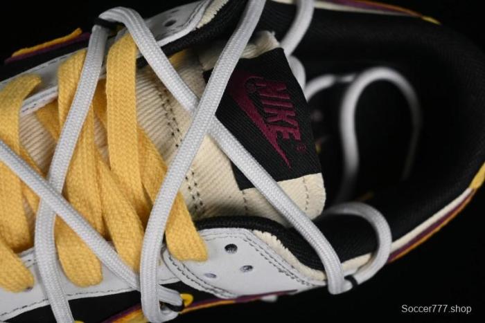 Nike SB Dunk Low Custom Collaboration Otomo Katsuhiro x Nike SB Dunk Low  Steamboy OST  - CT0856-101 1