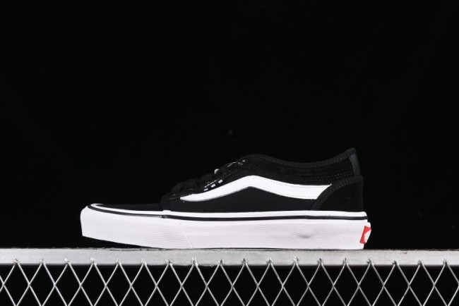 Vans Chukka Classic Lace-Up Sneakers with Cushioned Insole and Durable Canvas - VN0A5KQZBA2