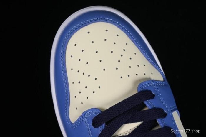 Nike Dunk Low SB Skateboarding Shoes in White Blue Red Colorway - FV8119-161 1