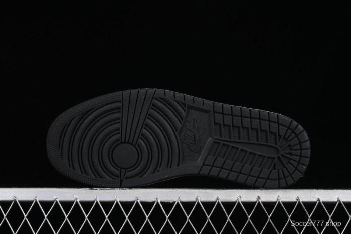Nike Air Jordan 1 Low OG SP Travis Scott x Fragment Design Collaboration - LX1988-400 1