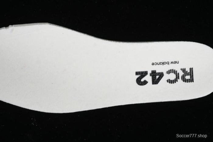 New Balance RC24 Series Retro Football-Inspired Casual Sneakers - URC42LA 1