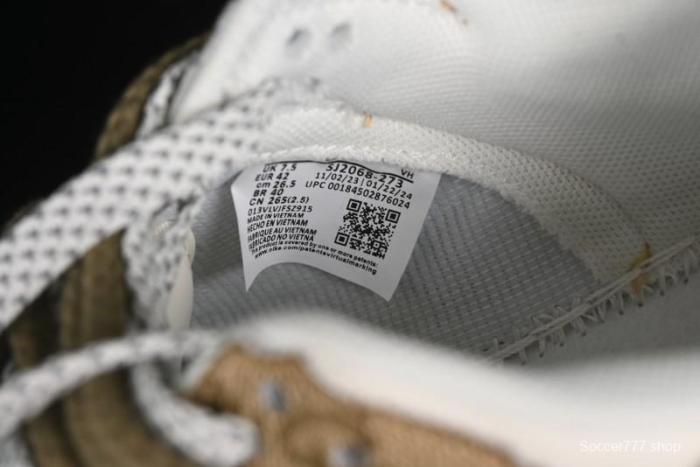 Nike SB Dunk Low Gucci Collaboration - Yellow Denim with Subtle Pattern and White Swoosh Anniversary High-End Custom Low-Top Casual Sneakers - SJ2068-273