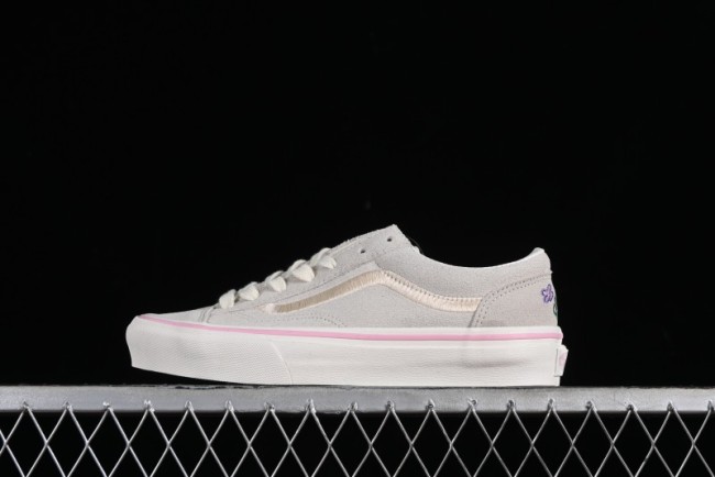 Vans Style 36 Low-Top Skate Shoes with Embroidered Details in Cream - VN000CRPGRN 1