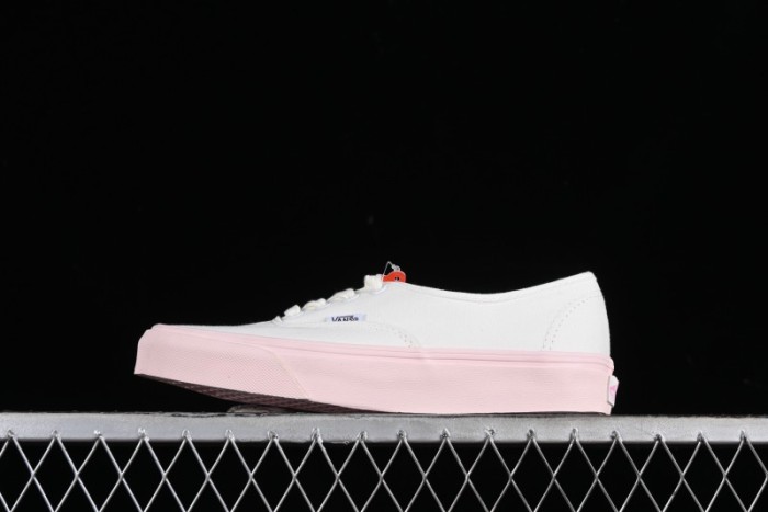 Vans Authentic White Pink Canvas Skate Shoes - VN0009PVCY7 1