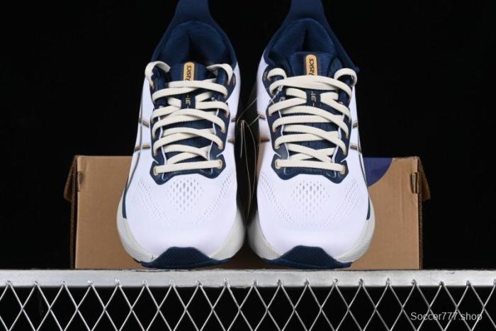 Asics Gel-Kayano 31 Running Shoes with Enhanced Cushion and Breathable Design - 1011B955-100