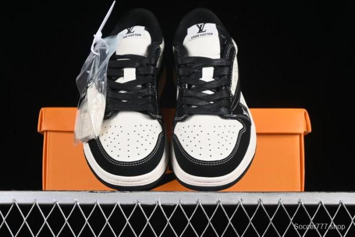 Nike Air Jordan 1 Low OG SP Travis Scott x Fragment Design Collaboration - LX1988-200 1