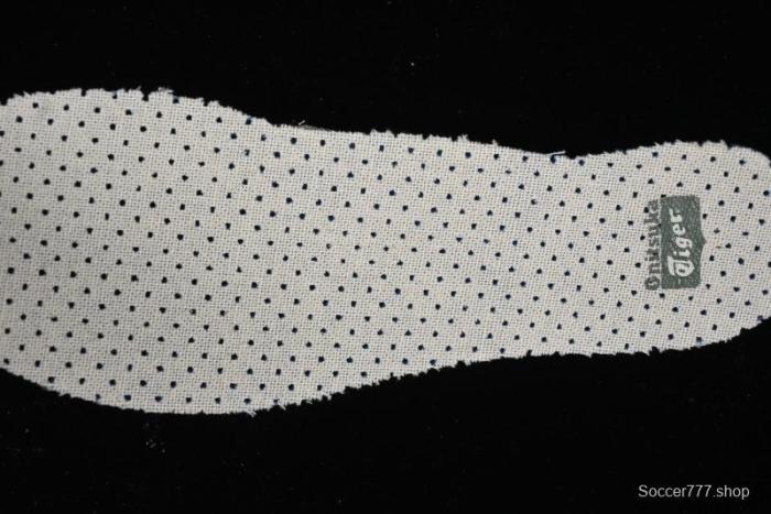 Onitsuka Tiger Mexico 66 Low-Top Leather Running Shoes - 1183C102-250