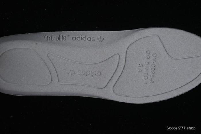 Adidas Superstar EG4957 Classic Shell Toe Casual Sneakers - EG4957 1