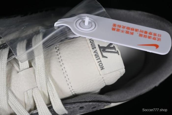 Nike Air Jordan 1 Low OG SP Travis Scott x Fragment Design Collaboration Sneakers - SJ2068-001 1