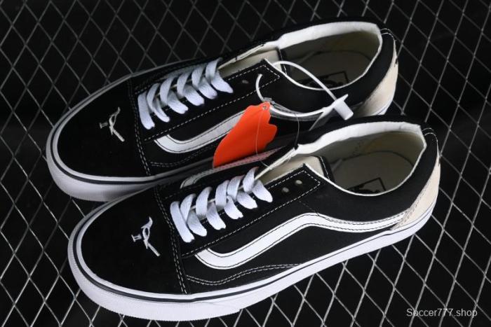 Vans Buzz Old Skool Peace Dove Classic Canvas Patchwork Low-Top Skate Shoes - VN000CR5BPB 1