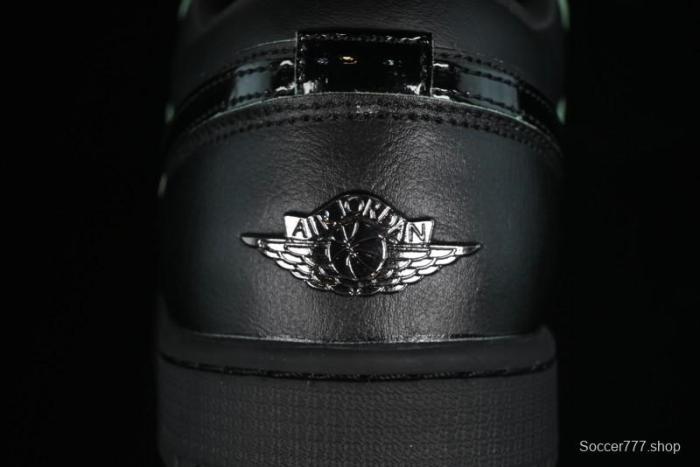 Nike Air Jordan 1 Low Black Cat Basketball Shoes - HM3690-001