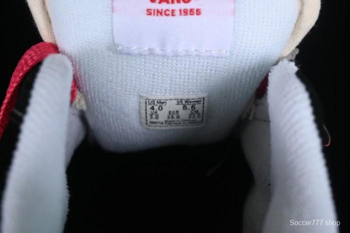 Vans Classics Knu Skool Retro Skate Shoes with Thickened Tongue and Oversized Toe - VN0009QCBLK 1