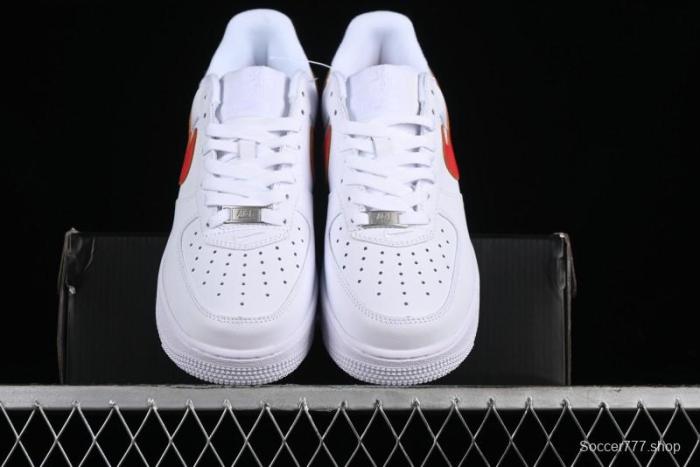 Nike Supreme x Air Force 1 Low Casual Sneakers with Full-Grain Leather and 3/4 Air Cushion - CU9225-101