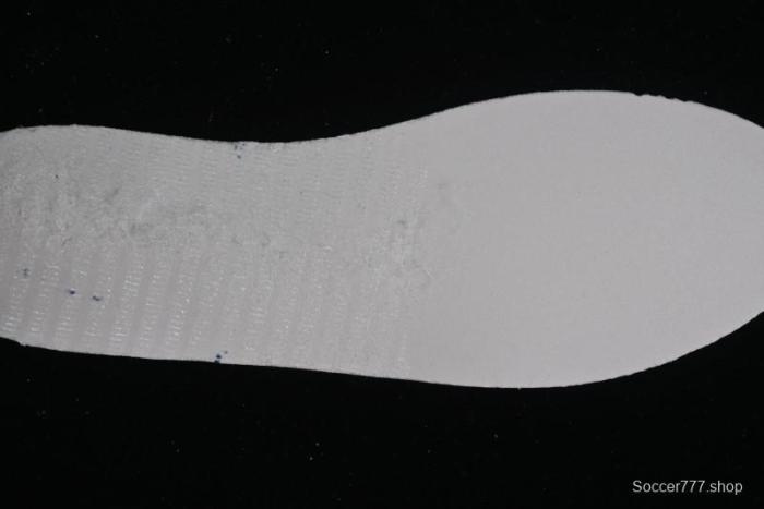 Nike SB Dunk Low SB Skateboarding Shoes - FQ6849-141 1