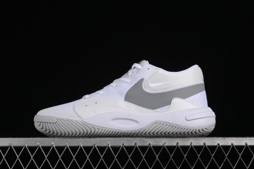 Nike Hyperquick SE Basketball Shoes with Cushioning and Breathability - FN4678-102