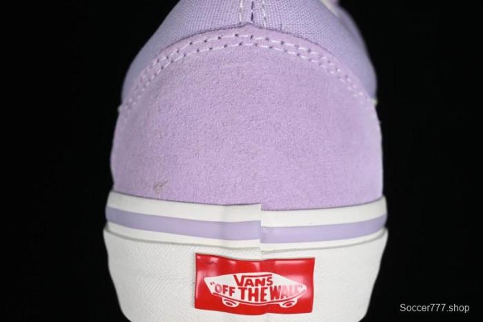 Vans Old Skool Reissue 136 Classic Low-Top Skate Shoes with Detachable Cushioned Insole and Crescent Toe Design - VN000MT6E3N 1