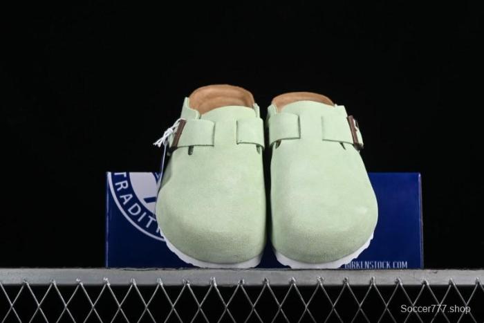 Birkenstock Arizona Soft Footbed Sandals with Suede Leather and Lambswool Lining - G.D4