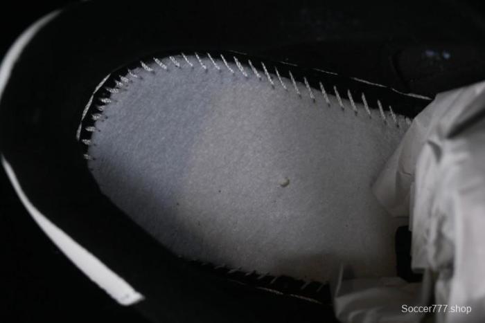 Adidas Originals Campus 00s Retro Casual Sneakers with Chunky Silhouette - GY6434A 1