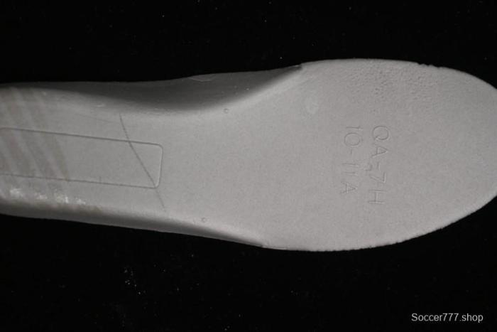 Supreme x Nike Air Force 1 '07 Low Collaborative Sneakers in Youthful Green - HD1968-023 1