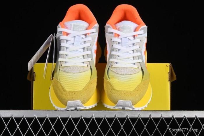 Onitsuka Tiger Moage Co Low-Top Running Shoes - Casual Comfortable Slip-Resistant Sneakers - 1183B555-101 1