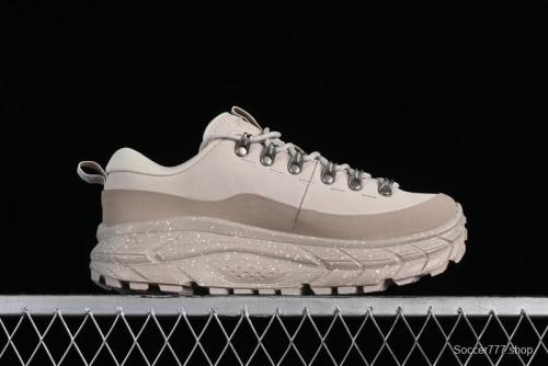 HOKA ONE ONE Tor Summit Low-Top Running Shoes with Geometric Cushioning for Stability and Comfort - 1147952 OLK 1