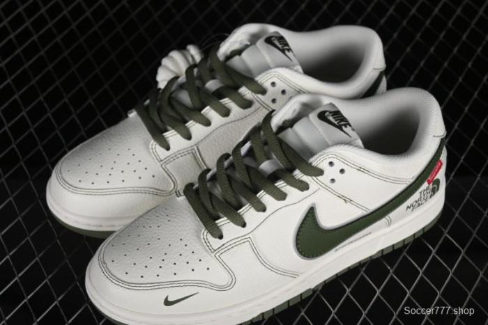 Nike SB Dunk Low Supreme x The North Face Casual Skateboarding Shoes - BM0234-505