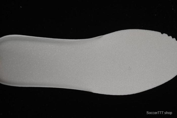 MiuMiu x New Balance 530 Low-Top Classic Retro Casual Running Sneakers in Pink - 530 1