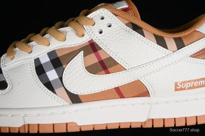 Nike SB Dunk Low Supreme Collaboration - Plaid Colorway SB Low Top Casual Skateboarding Shoes - SU1853-513 1