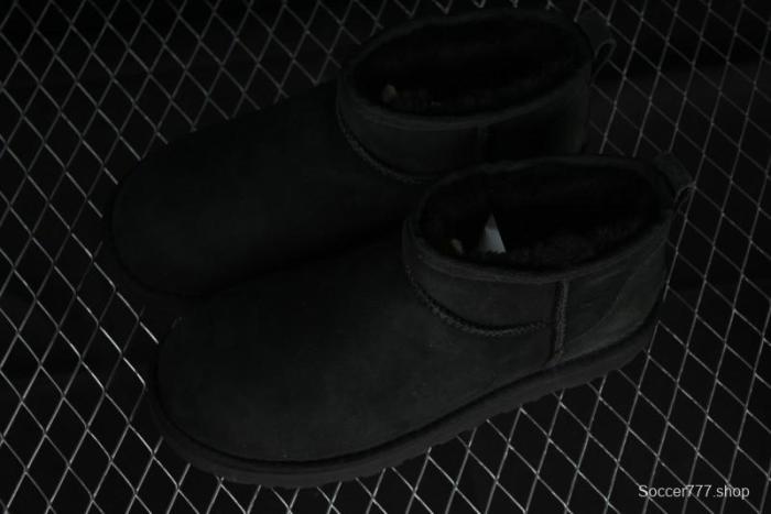 UGG Classic Ultra Mini Short Boots with Genuine Australian Sheepskin and TREADLITE Outsole - 1116109