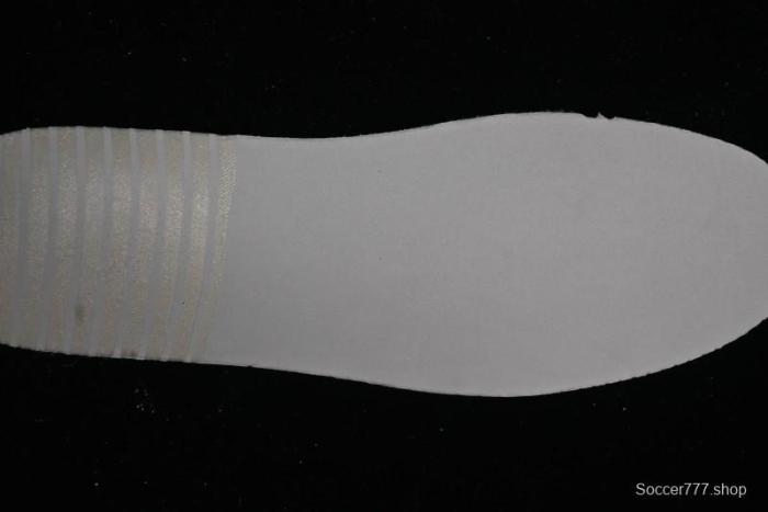 Nike SB Dunk Low Supreme Collaboration - White Brown Two-Tone Anniversary High-End Custom Low-Top Casual Sneakers - BB8657-106 1