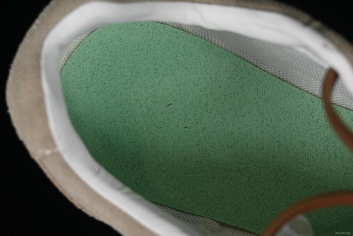 MiuMiu x New Balance 530 Low-Top Classic Retro Casual Running Sneakers in Brown - 530