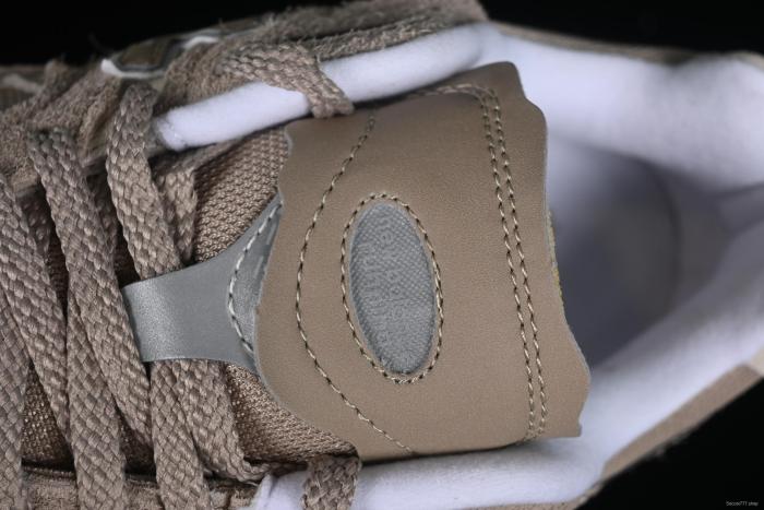 New Balance 2002 Series Retro Casual Running Shoes with Upgraded N-ERGY Cushion - M2002RDL 1