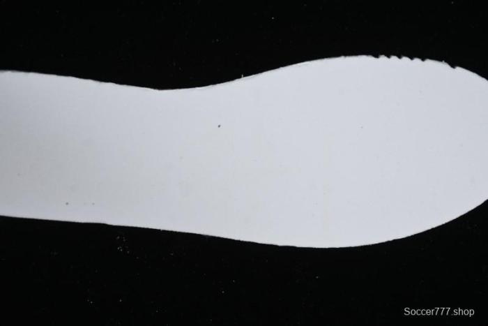 Nike SB Dunk Low Supreme Collaboration Anniversary Customized Casual Sneakers - FC1688-143 1