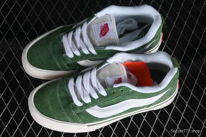 Vans Classics Knu Skool Retro Sneakers with Enlarged Toe and Thickened Trim - VN0009QCKGR 1