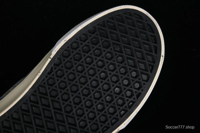 Vans TDC Tokyo Design Collective Old Skool Slip-On Premium Low-Top Casual Sneakers with 90s Retro Running Shoe Inspired Design - VN000MXHBGK 1