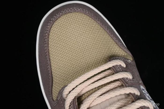 Nike SB Dunk Low Retro Sneakers with Floral Embossed Design and Tiffany Blue Accents - FZ3129-200 1