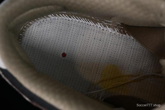 Nike SB Dunk Low Retro Sneakers with Floral Embossed Design and Tiffany Blue Accents - FZ3129-200 1