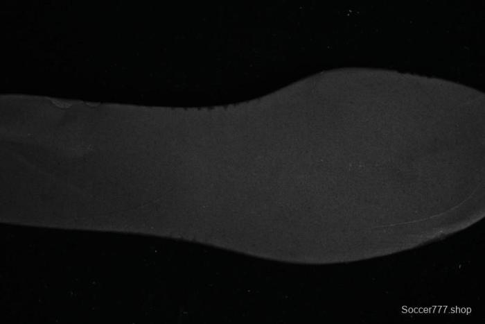 New Balance 740 Series Retro Dad Style Casual Sports Running Shoes - MR740SE 1