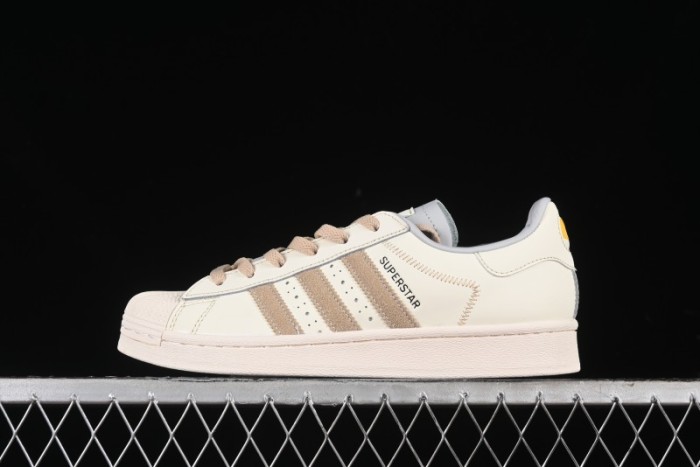 Adidas Superstar IF1779 Casual Sneakers with Shell Toe Design - IF1779
