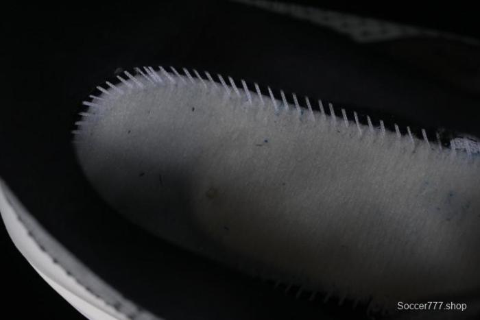 Nike Air Zoom Vomero 17 Lunar Retro Running Shoes with Full-Sole Zoom Air Cushion - FB1309-001 1