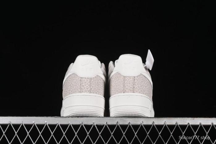 Nike Air Force 1 '07 Low Casual Sneakers with Full-Length Air Cushion - FV6519-001
