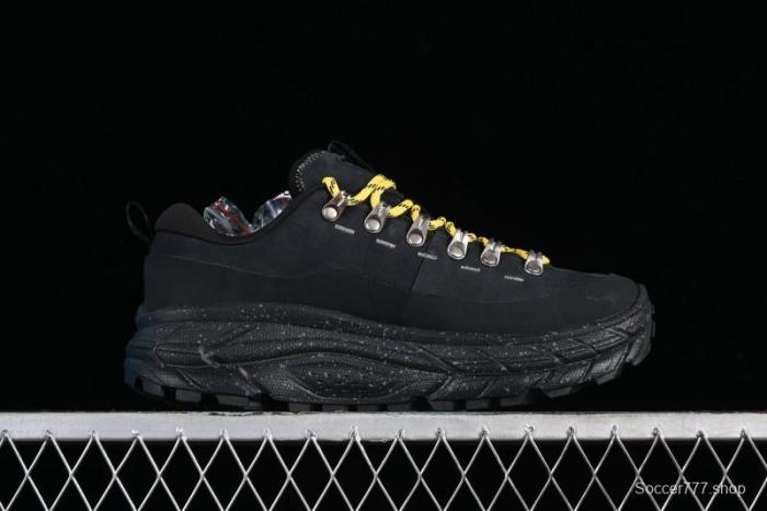 HOKA ONE ONE Tor Summit Low-Top Running Shoes with Geometric Cushioning for Stability and Traction - 1147952 BBLC 1