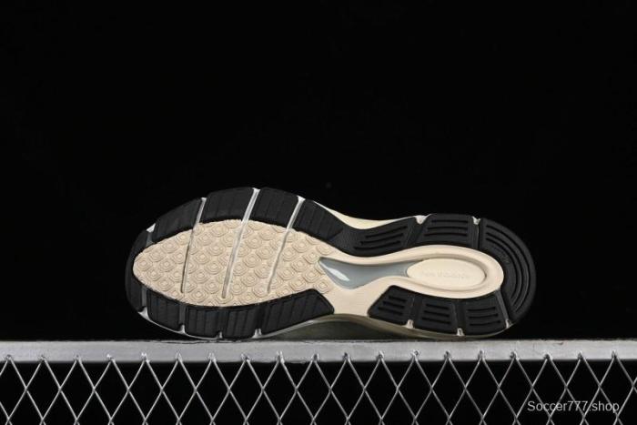 New Balance 990 Series Premium Made in USA Retro Running Shoes - M990GT4