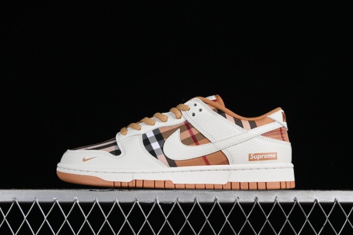 Nike SB Dunk Low Supreme Collaboration - Plaid Colorway SB Low Top Casual Skateboarding Shoes - SU1853-513 1