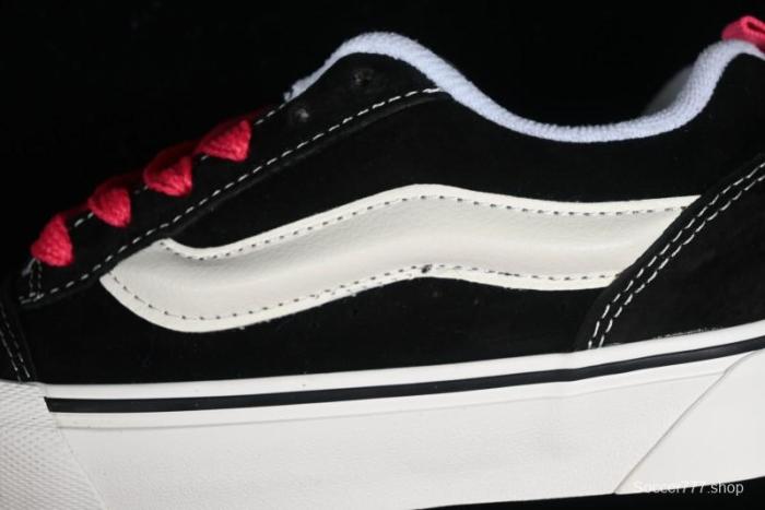 Vans Classics Knu Skool Retro Skate Shoes with Thickened Tongue and Oversized Toe - VN0009QCBLK 1